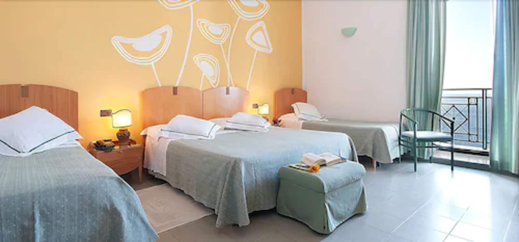 Grand Mediterraneo Hotel 4*