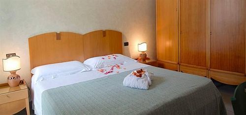 Hotel Grand Mediterraneo 4*